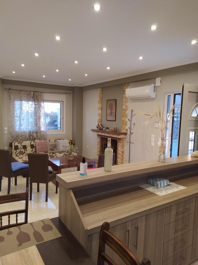 Just Constructed! Villa Gastuni Екстериор снимка