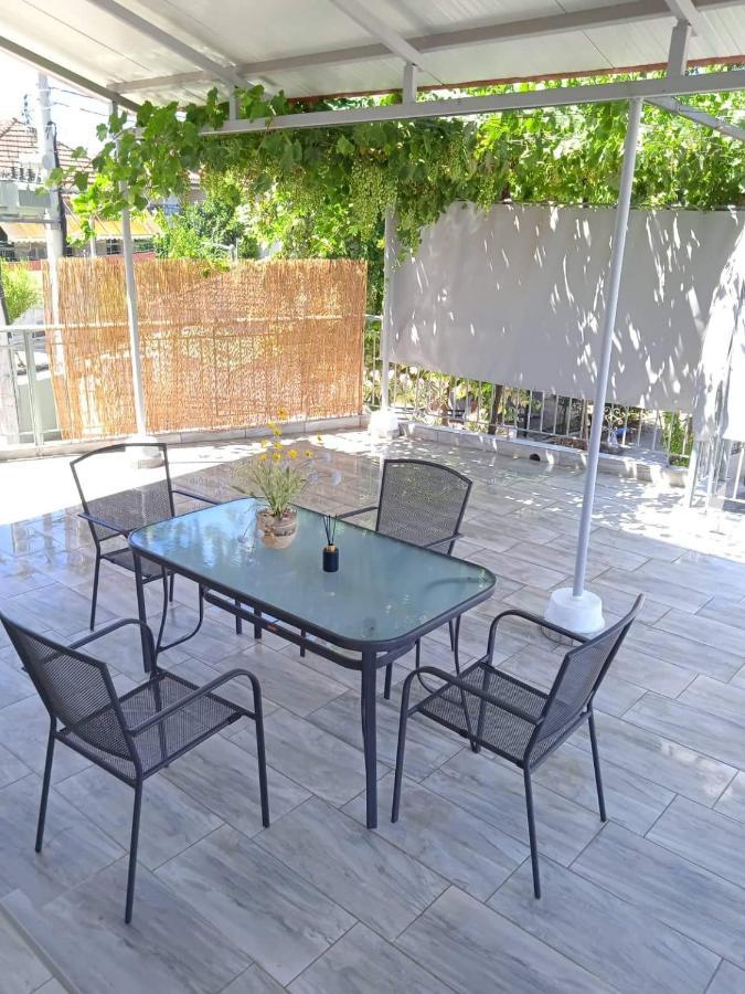 Just Constructed! Villa Gastuni Екстериор снимка
