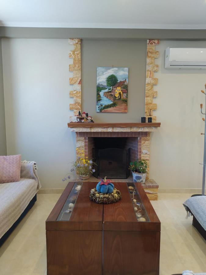 Just Constructed! Villa Gastuni Екстериор снимка
